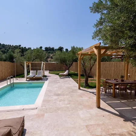 Terra Elea Luxury Pool Gaia * Νικήτη