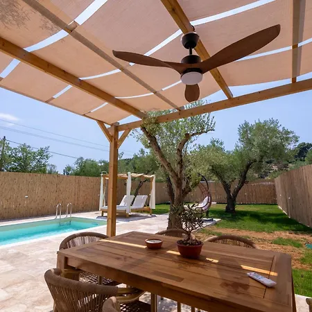 Terra Elea Luxury Pool Gaia * Nikiti (Sithonia)