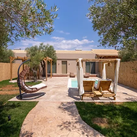 Terra Elea Luxury Pool Gaia